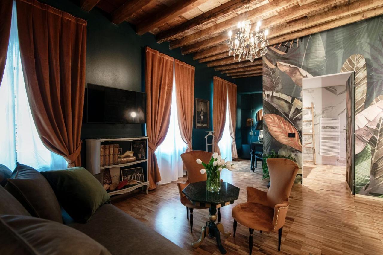 Aurum - Como Luxury Suites Ngoại thất bức ảnh