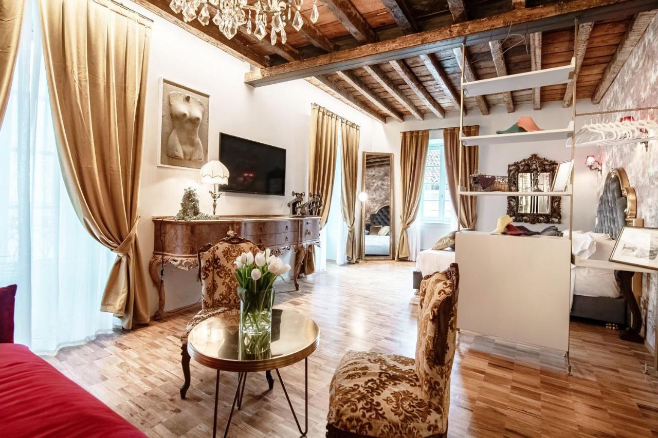 Aurum - Como Luxury Suites Ngoại thất bức ảnh