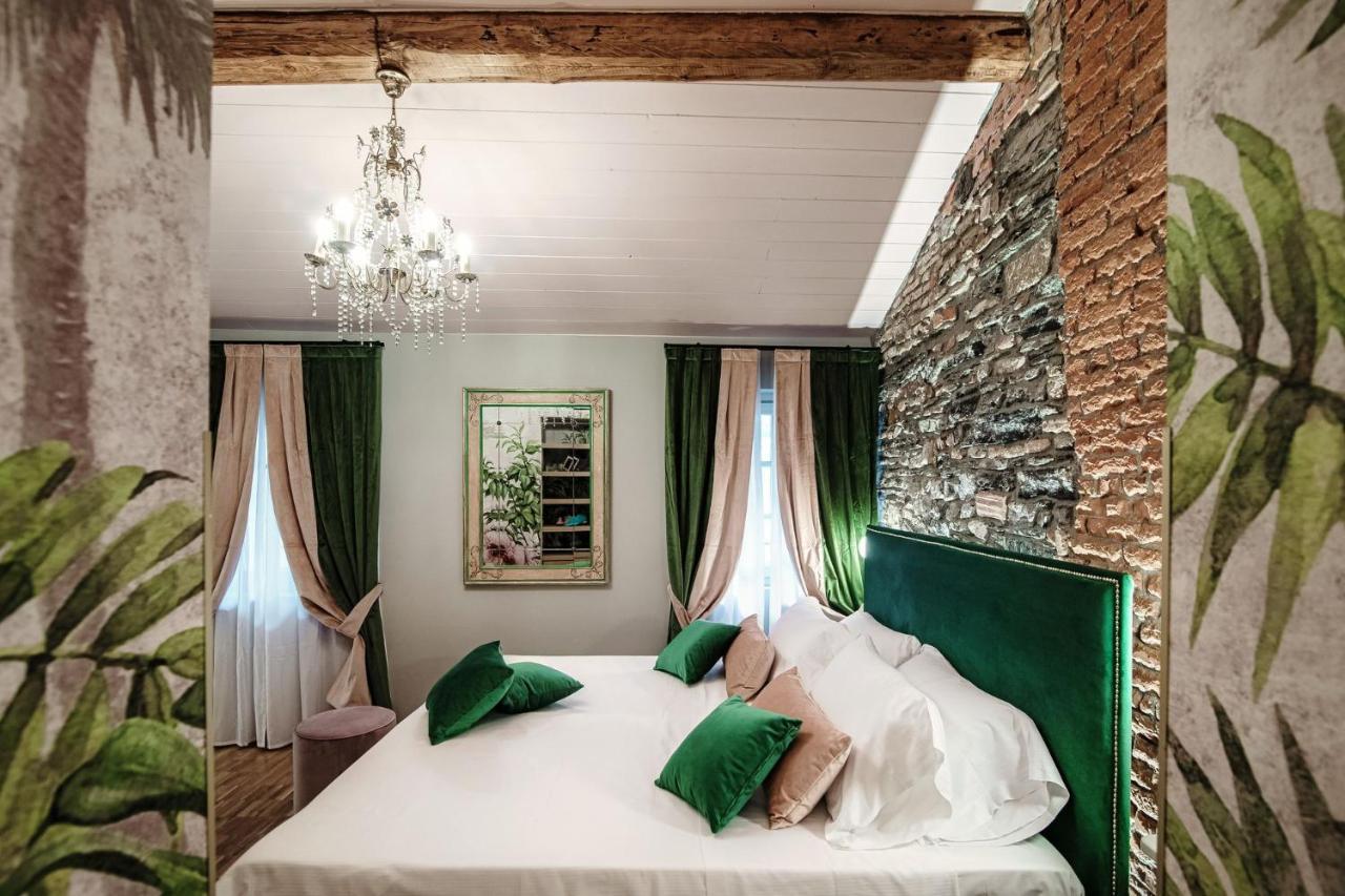 Aurum - Como Luxury Suites Ngoại thất bức ảnh