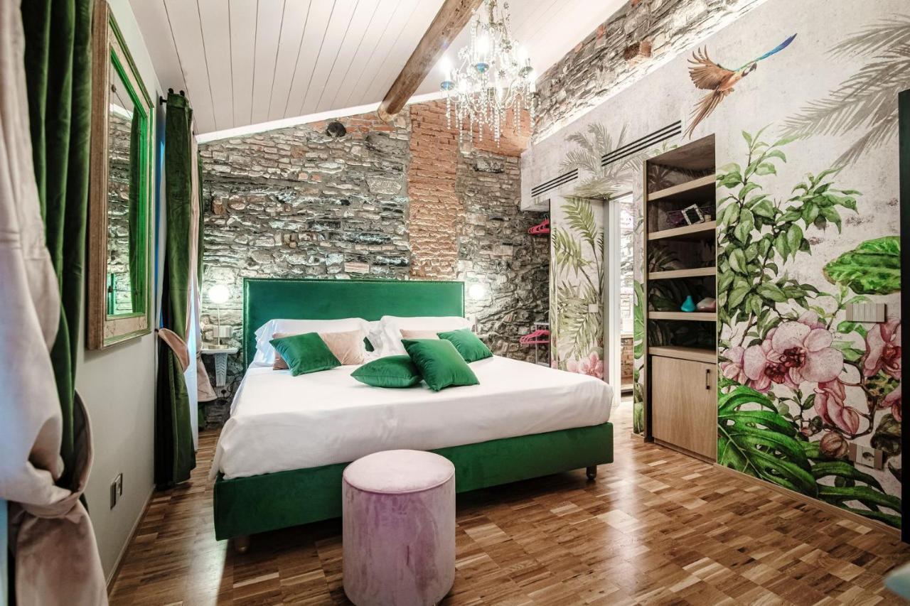 Aurum - Como Luxury Suites Ngoại thất bức ảnh