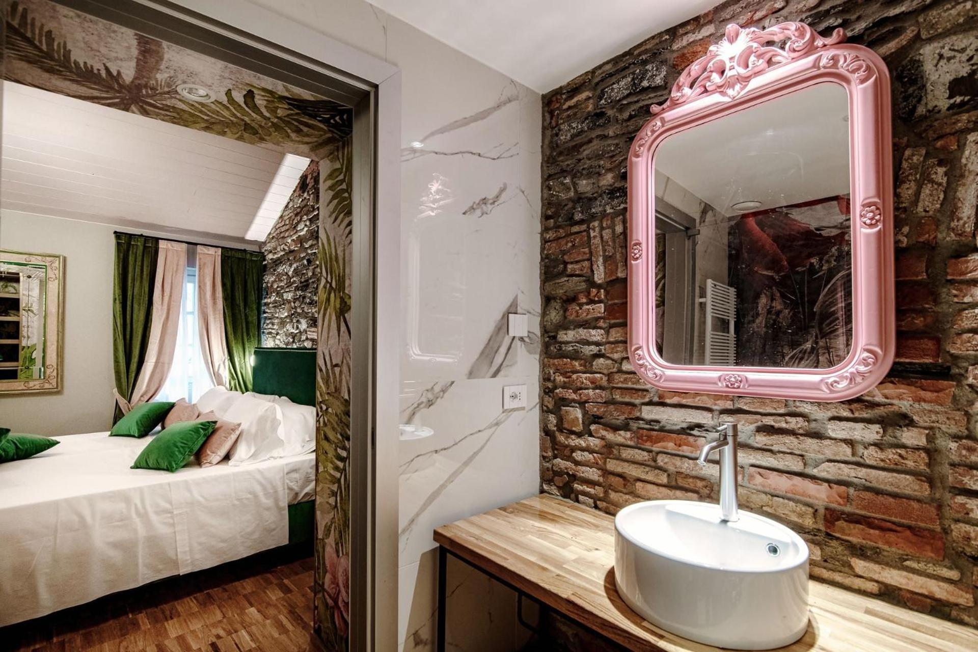 Aurum - Como Luxury Suites Phòng bức ảnh