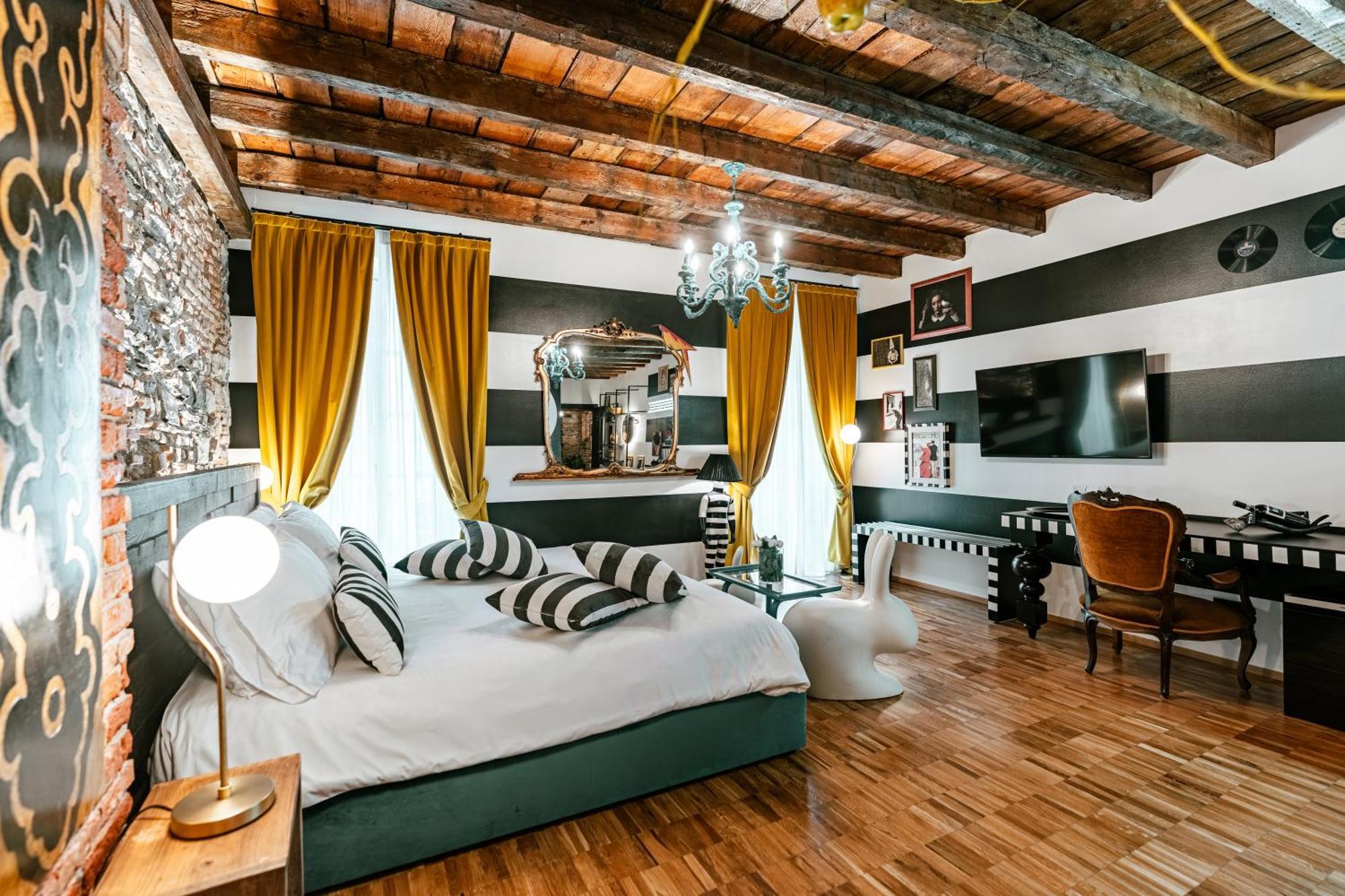 Aurum - Como Luxury Suites Ngoại thất bức ảnh